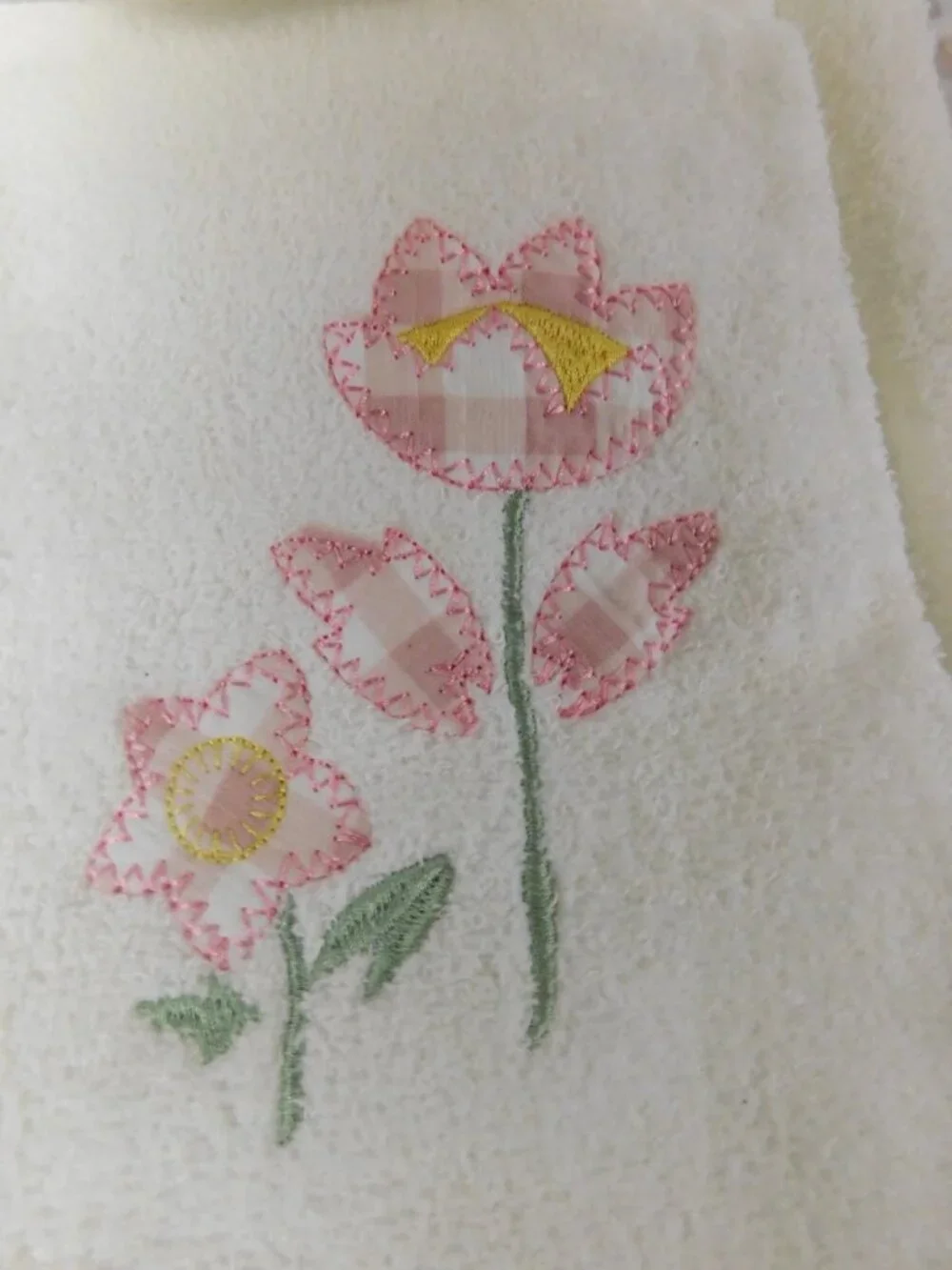 USA Made Cannon 100 % Cotton 3 pc Bath, Hand Towel Washcloth Set Gingham Floral